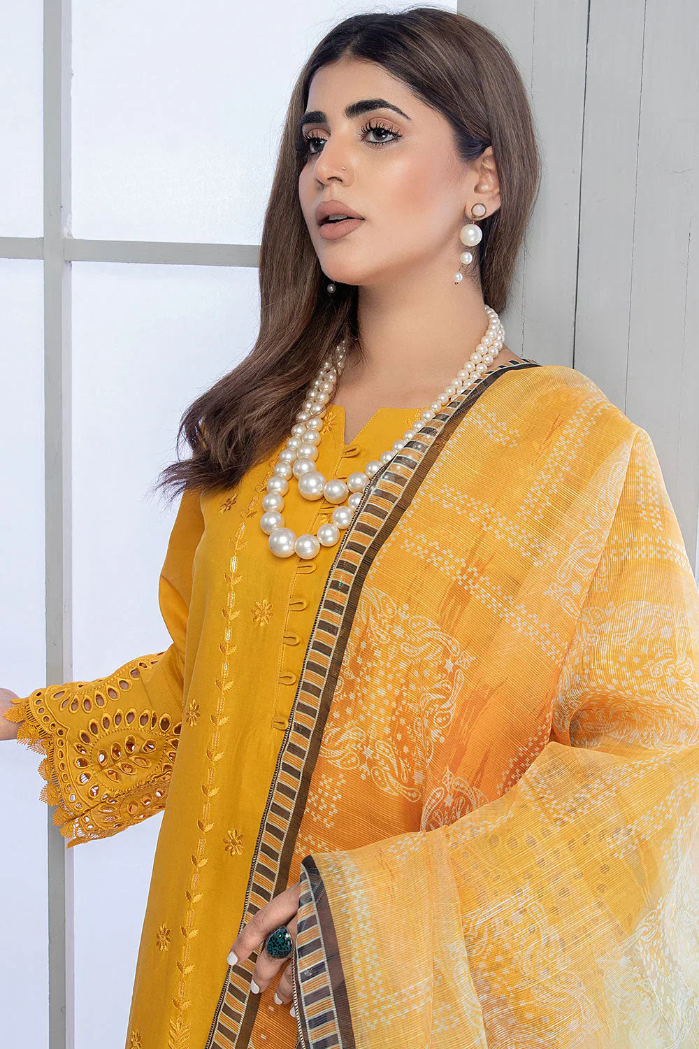 SAFWA FLORAL 3PC Dhanak Embroidered Shirt with Digital Printed Shawl – ZC2004