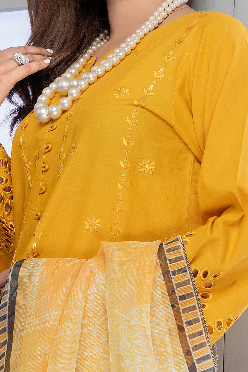 SAFWA FLORAL 3PC Dhanak Embroidered Shirt with Digital Printed Shawl – ZC2004