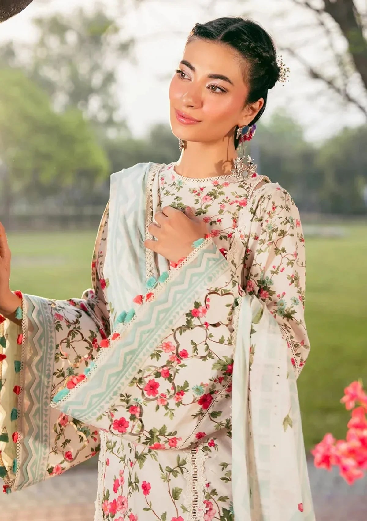 Noor-e-Bahar Floral Lawn Suit -FS1133