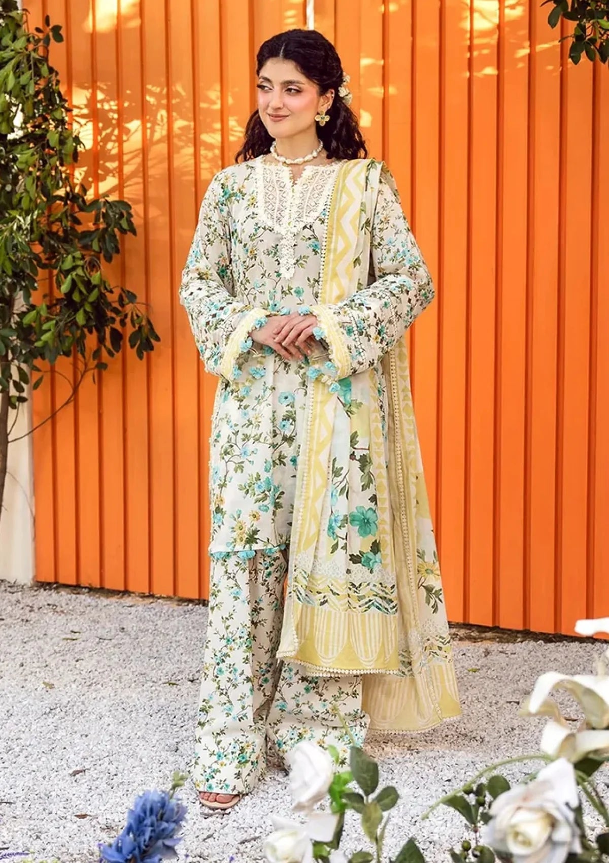 Azure Garden Floral Lawn - FS1135