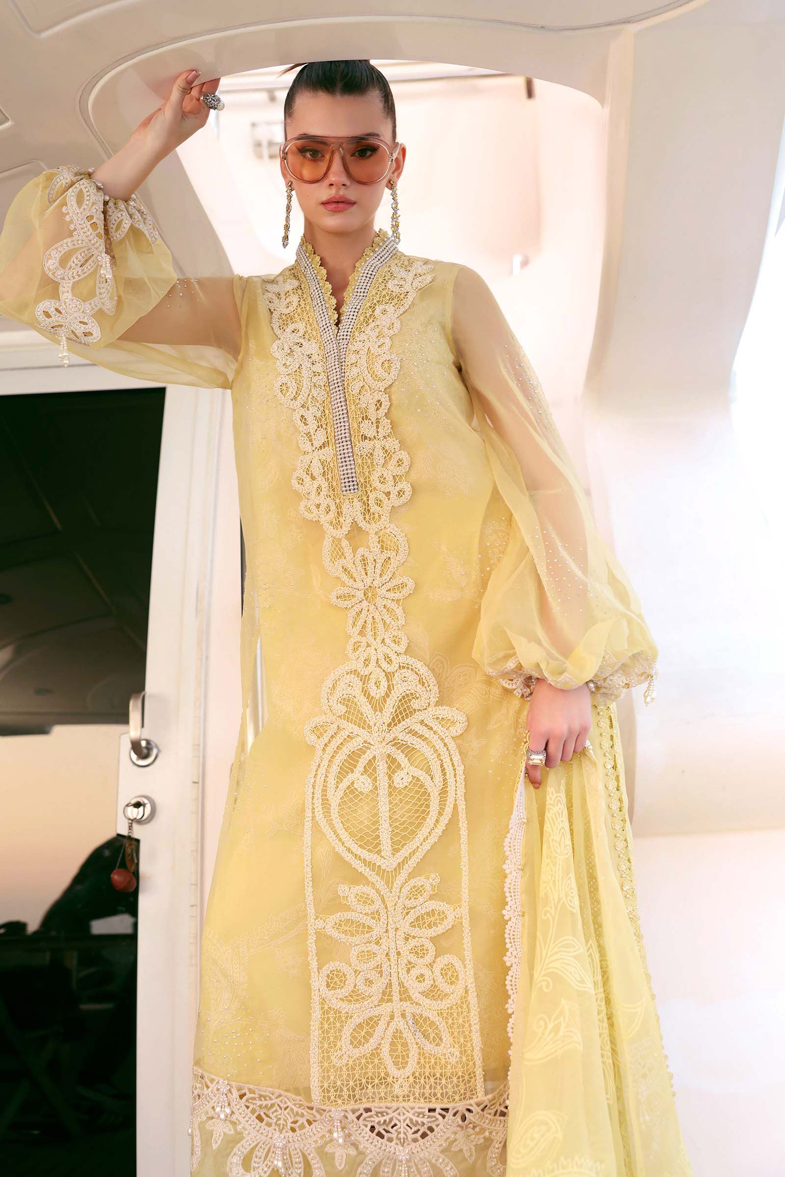 Maria.B Luxury Lawn Unstitched Embroidered 3Pc Suit FS1010