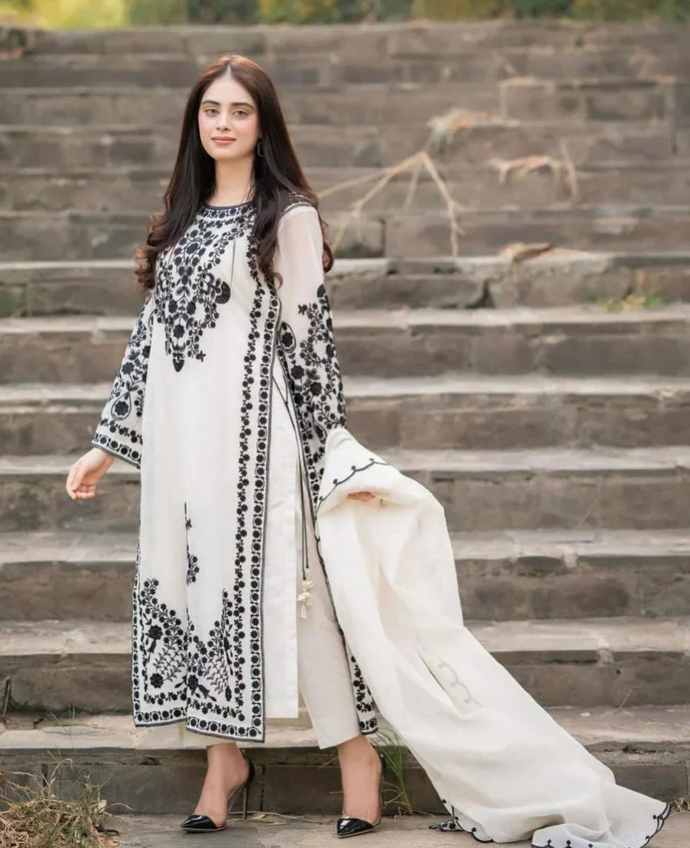 Jazmin Lawn 3PC Embroidered Shirt with Chiffon Embroidered Dupatta – ZC1031