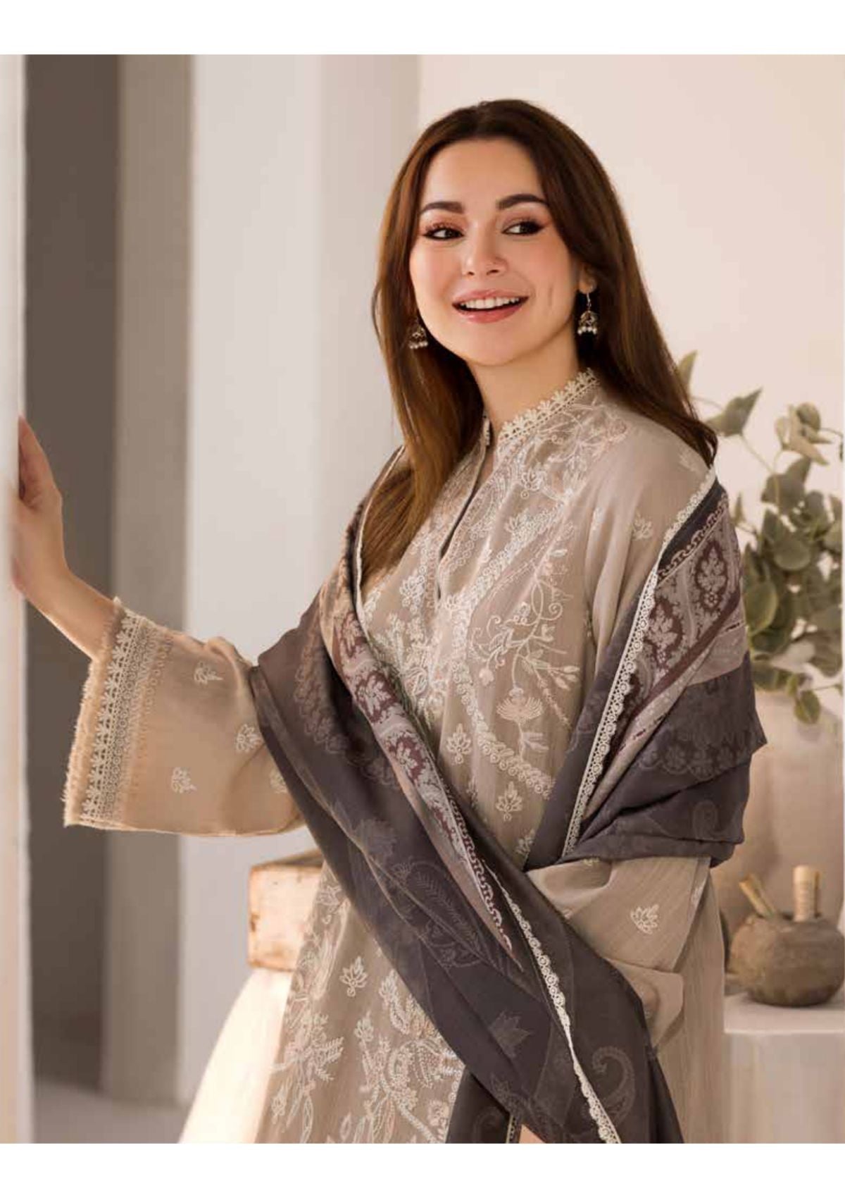 SOBIA NAZIR 3PC Dhanak Embroidered Shirt with Digital Printed Shawl & Trouser – ZC692