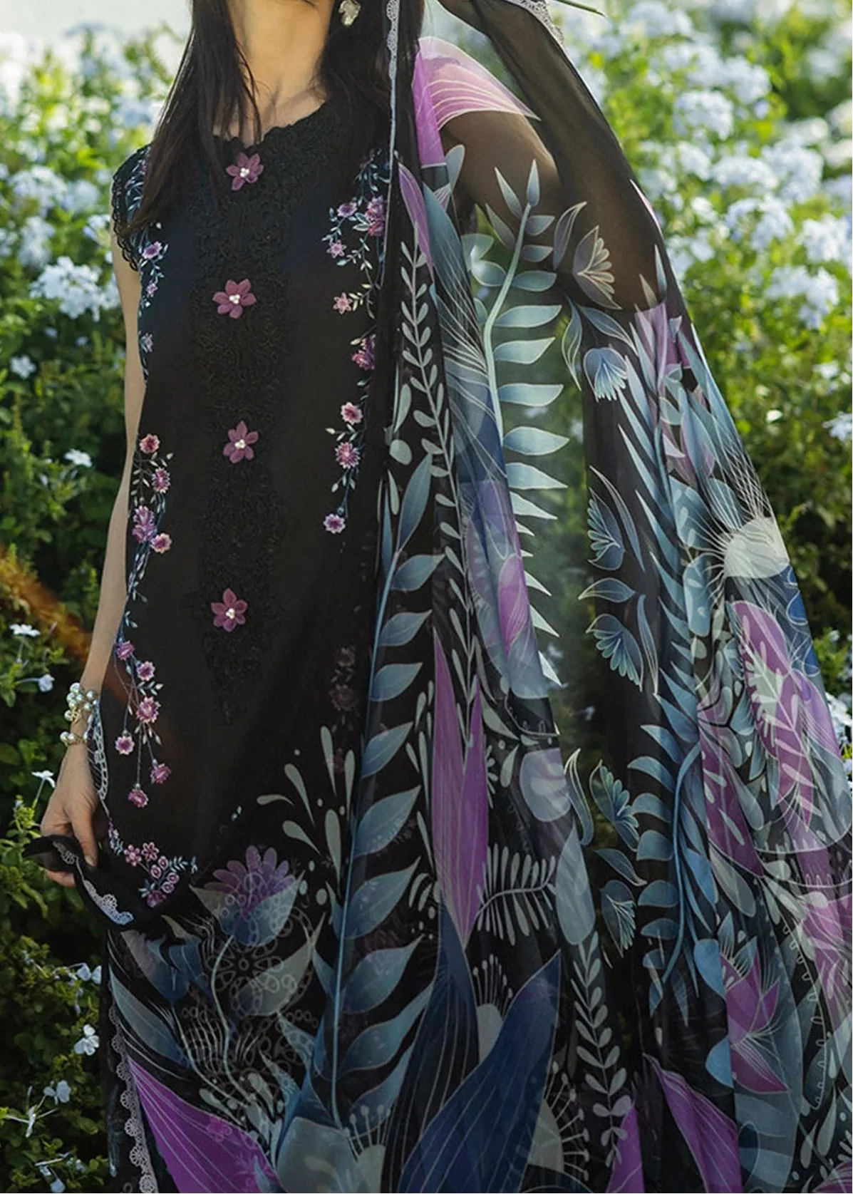 MUSHQ - 3PC LAWN EMBROIDERED SHIRT WITH CHIFFON PRINTED DUPATTA - FS5556